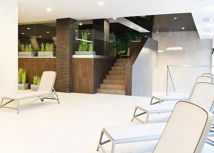 Navigator Spa-baseny-nadmorskie Tarasy Apartamento *