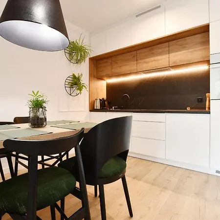 Navigator Spa-baseny-nadmorskie Tarasy *